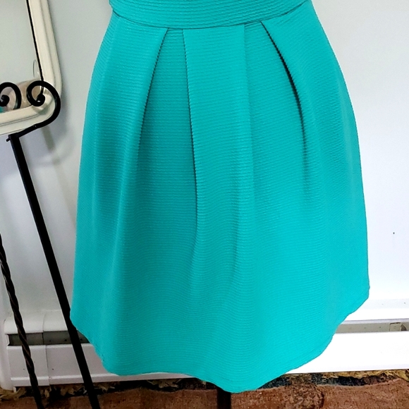 IT'S Dress size S 96% Polyester 4% Spandex very good condition - Picture 9 of 10